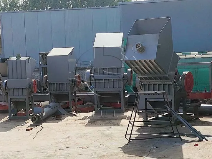 Máquina trituradora de PET na fábrica
