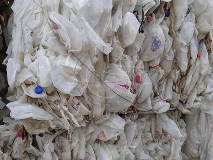 ¿Para qué se utiliza el plástico residual cuando se recicla?